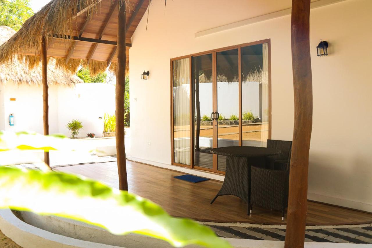 The Blue Lagoon Resort Kalpitiya Eksteriør bilde
