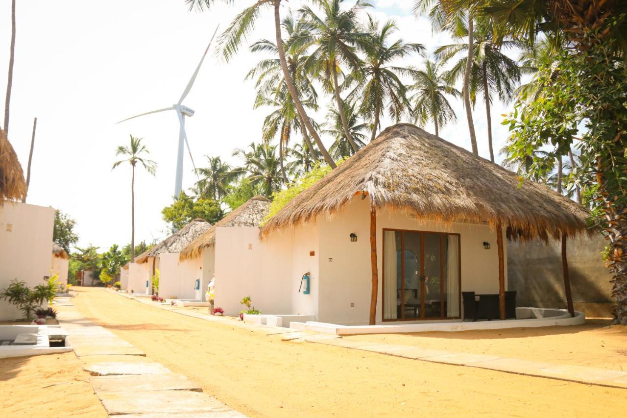 The Blue Lagoon Resort Kalpitiya Eksteriør bilde