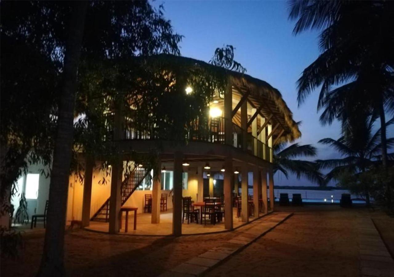 The Blue Lagoon Resort Kalpitiya Eksteriør bilde